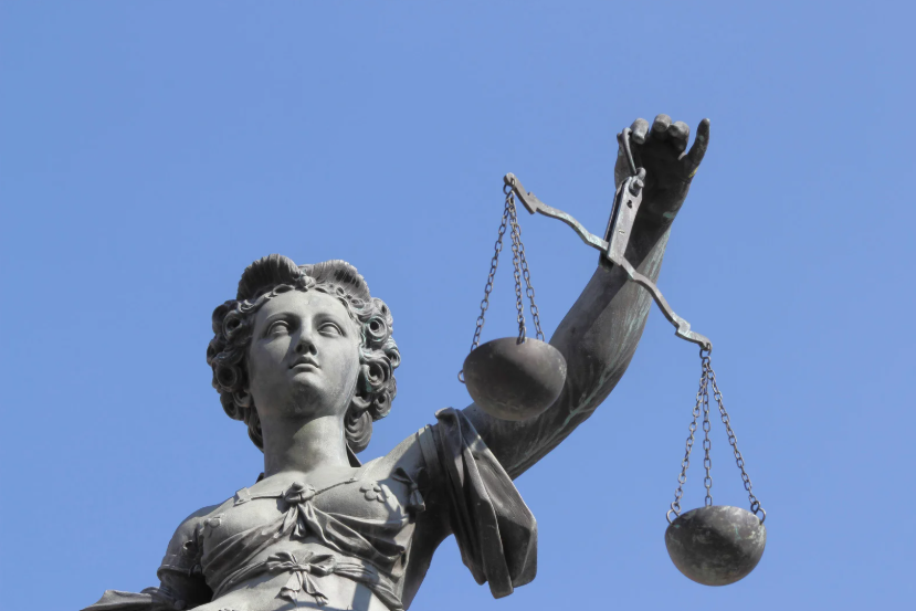 Supreme Court Ruling: Strict Compliance with REIQ Contracts is a Must!